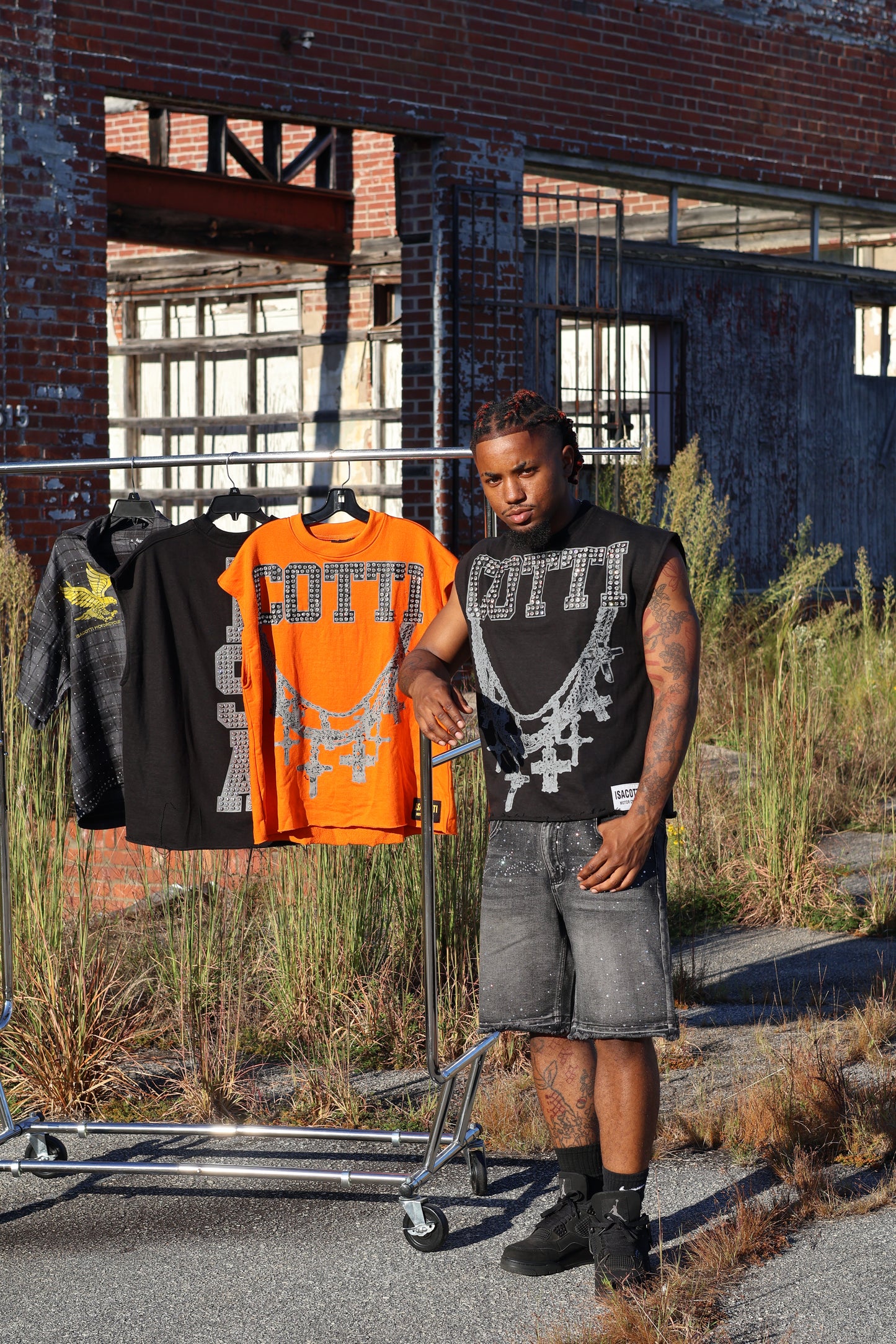 Isacotti Motors Sleevless